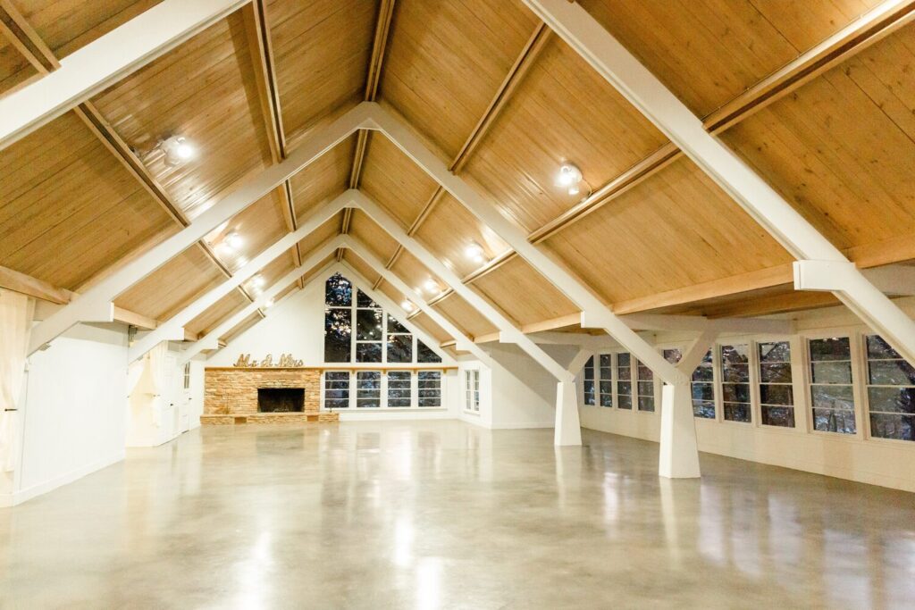 Reception Hall Redbud Ranch in Binger, OK